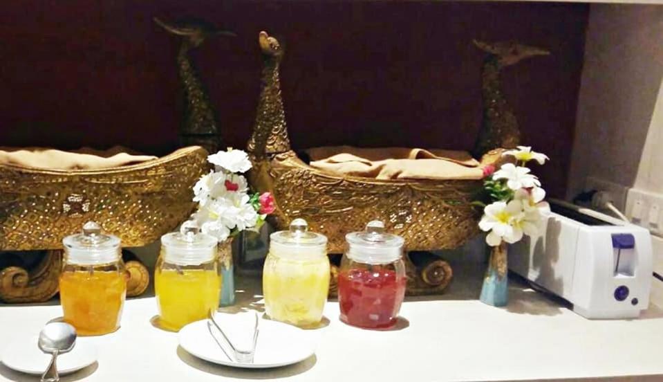 Khuang Singh Residence & Hotel Chiangmai Чиангмай Экстерьер фото