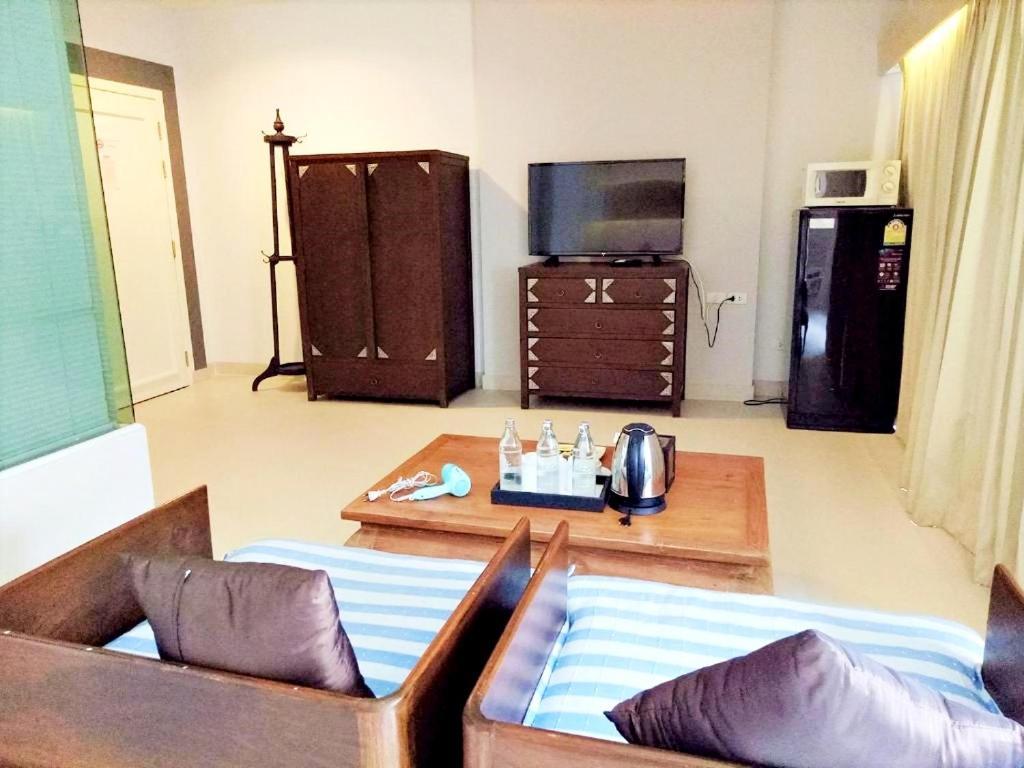 Khuang Singh Residence & Hotel Chiangmai Чиангмай Экстерьер фото